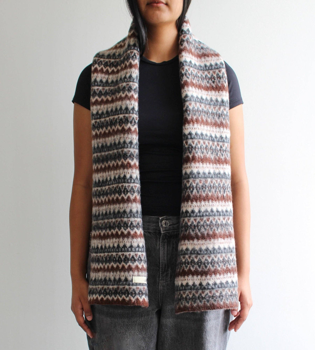 La-a SOLE - Pine Winter Scarf | Brown