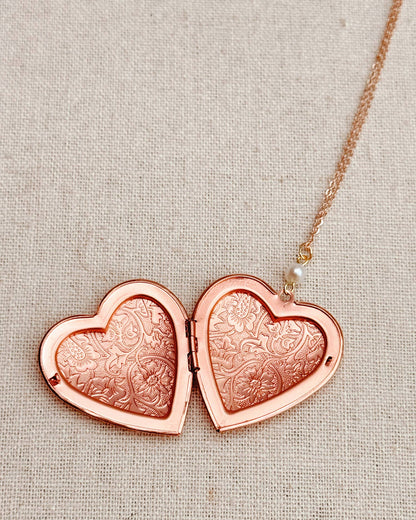 Gracie Rose Designs - Large Rose Gold Heart Locket Freshwater Pearl Necklace