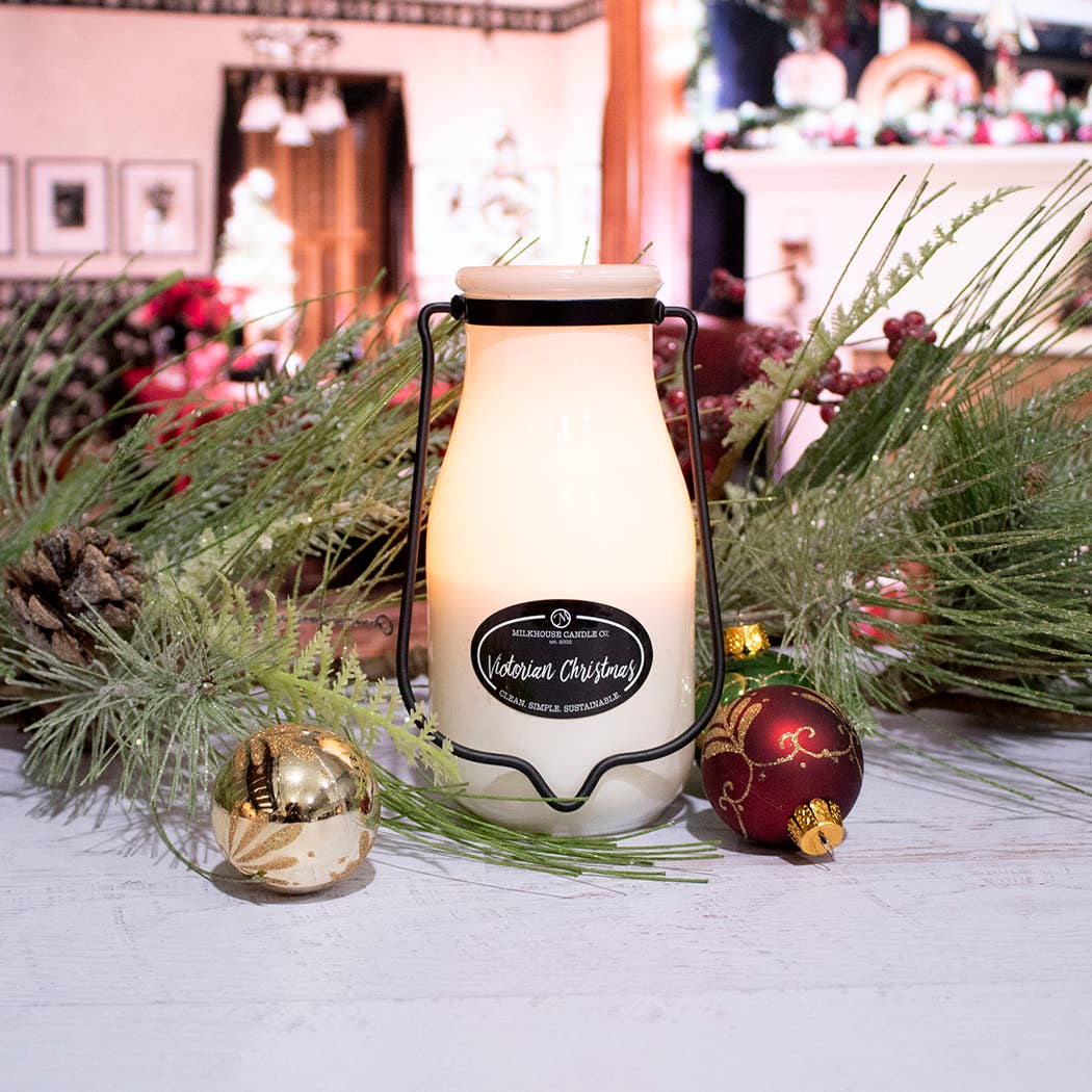 Milkhouse Candle Company - 14 oz Milkbottle Candle: Victorian Christmas