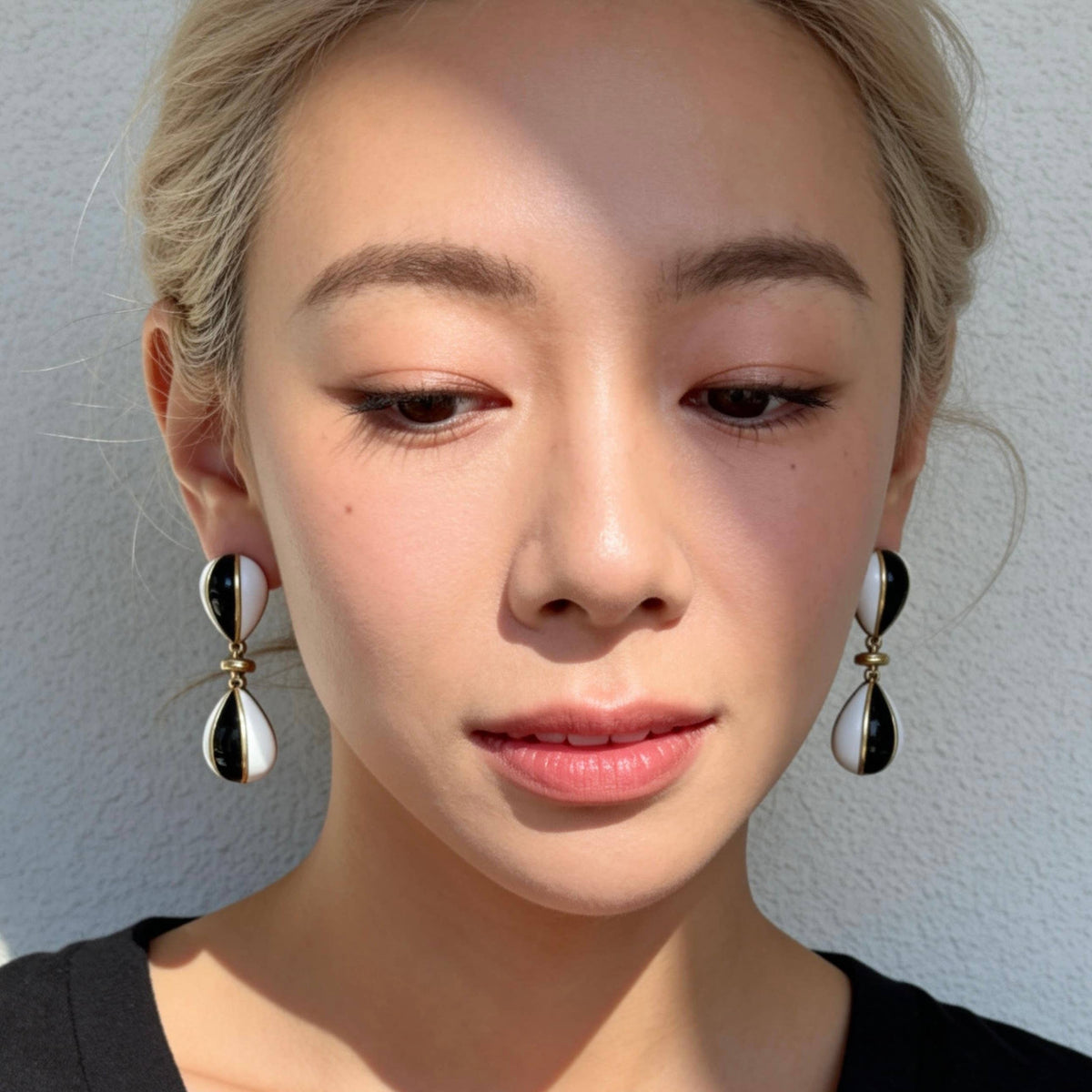 Aurea Jewelry - Black White Drop Earrings