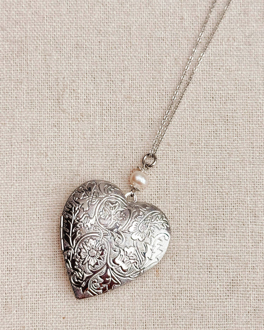 Gracie Rose Designs - Large Silver Heart Locket Freshwater Pearl Necklace