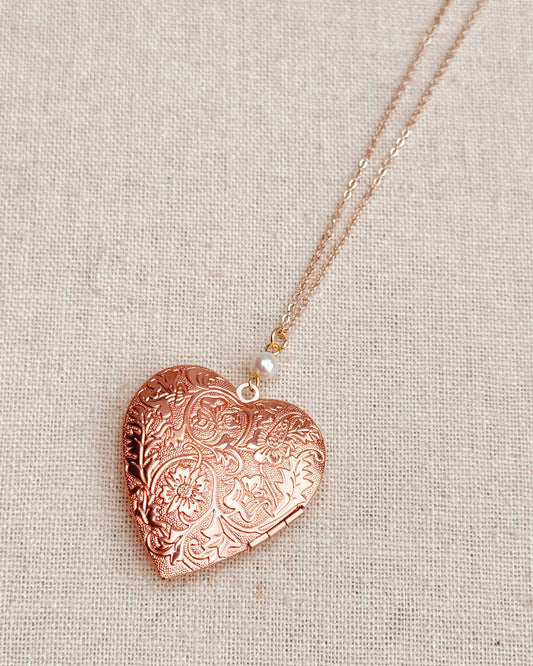 Gracie Rose Designs - Large Rose Gold Heart Locket Freshwater Pearl Necklace