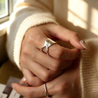 Aurea Jewelry - Minimalist Silver Open Statement Ring