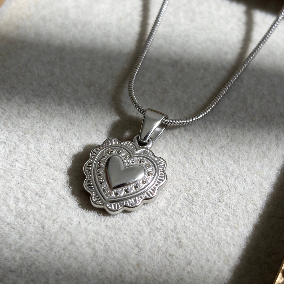 Aurea Jewelry - Stainless Steel Heart Pendant Necklace