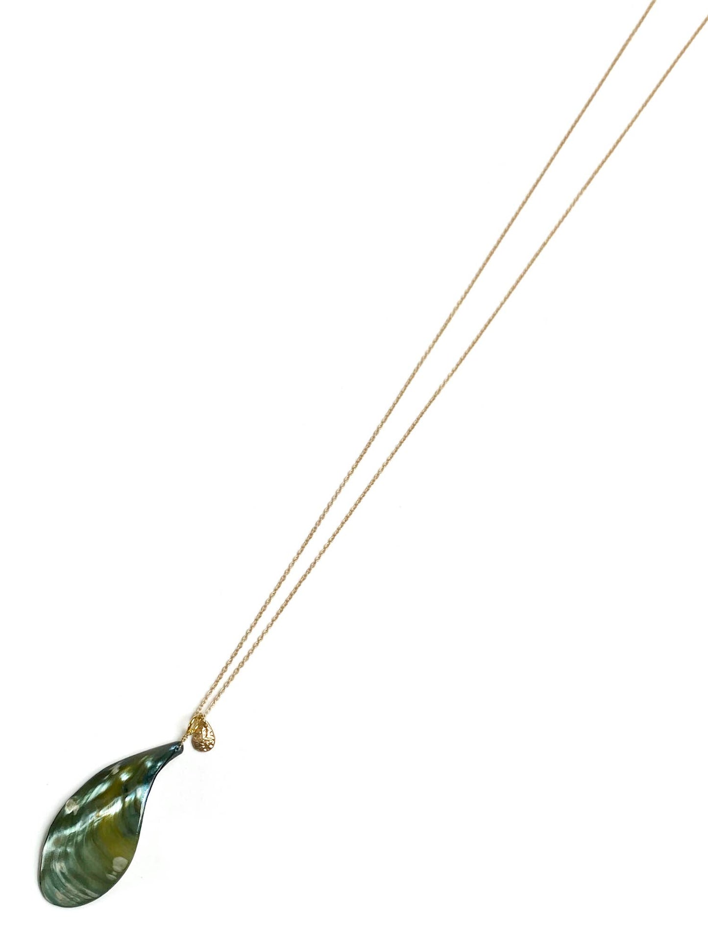 Gracie Rose Designs - Matte Gold Polished Green Shell Pendant Necklace