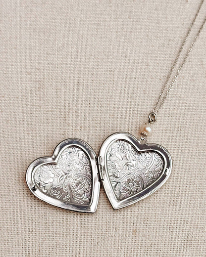 Gracie Rose Designs - Large Silver Heart Locket Freshwater Pearl Necklace