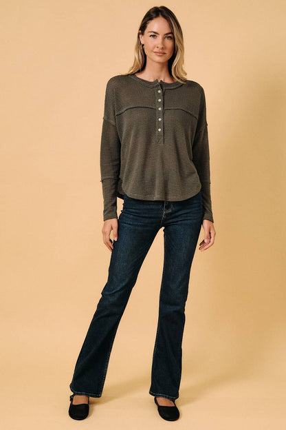 Gilli Henley by Sunday Edition LONG SLEEVE DROP SHOULDER BOXY TOP