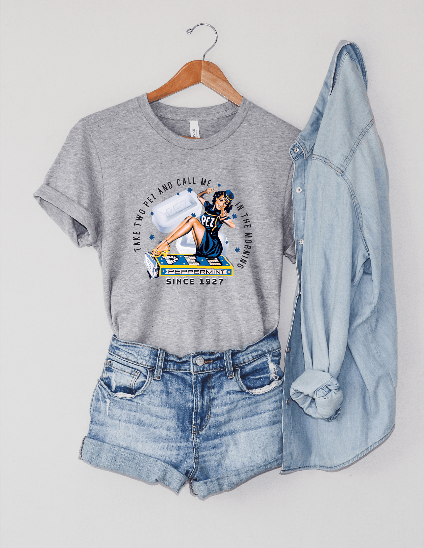 PEZ Vintage Pin Up Girl Tee Unisex