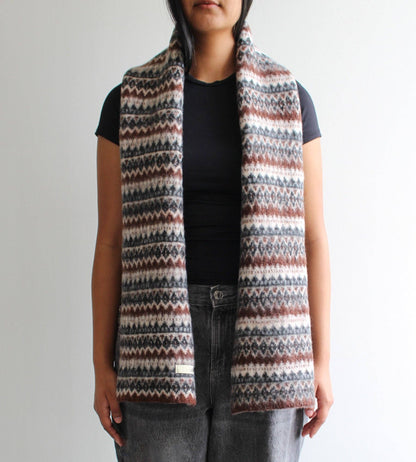 La-a SOLE - Pine Winter Scarf | Brown