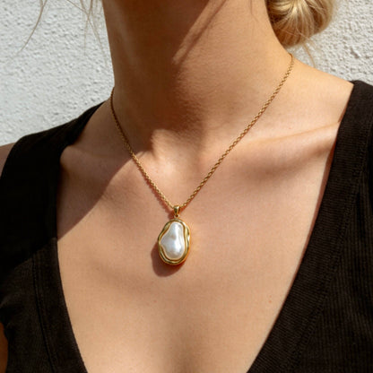 Aurea Jewelry - Stainless Steel Baroque Pearl Gold Pendant Necklace