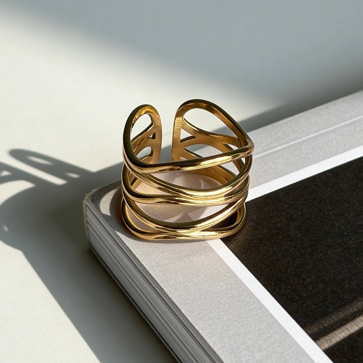 Aurea Jewelry - Abstract Wave Open Gold Ring
