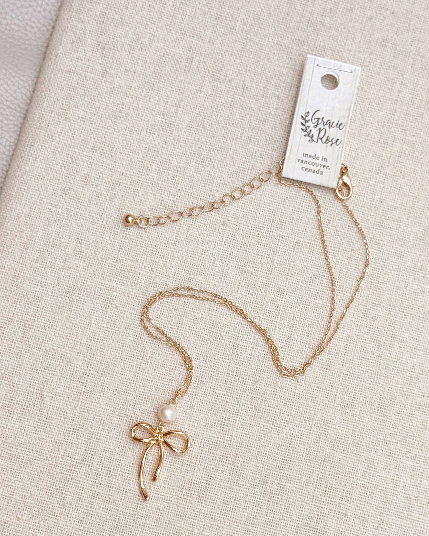 Gracie Rose Designs - Bow Pearl Pendant Necklace – Gold, & Silver