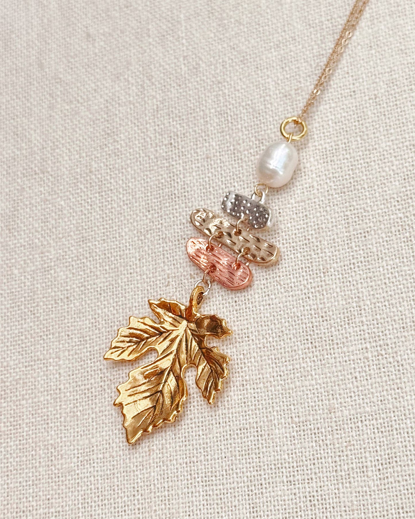 Gracie Rose Designs - Maple Leaf Pearl Pendant Necklace