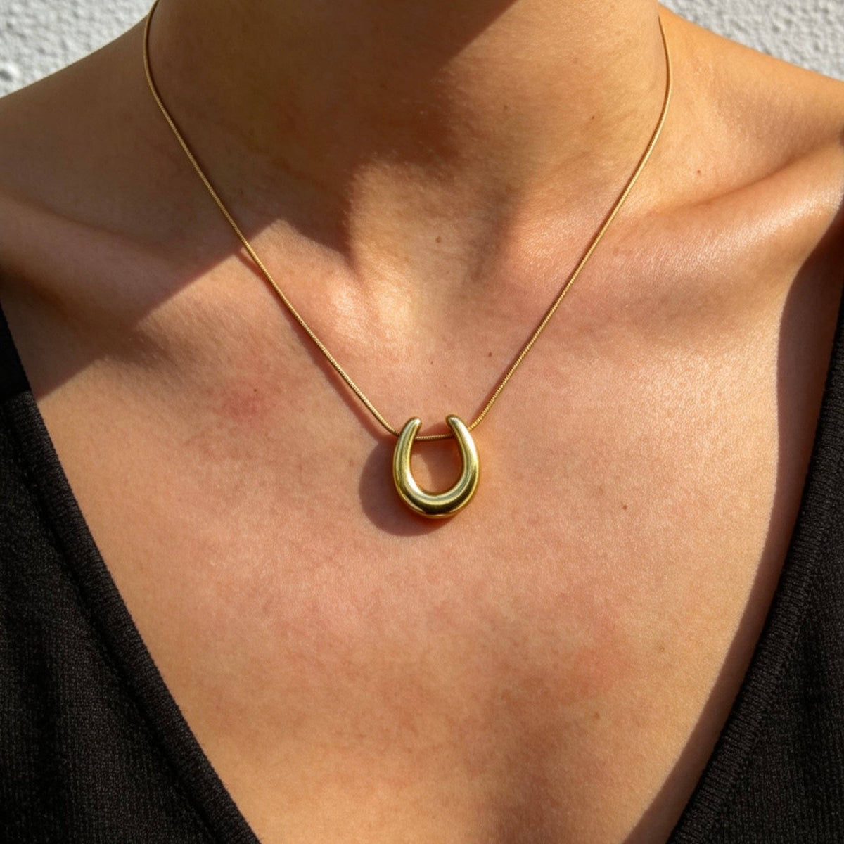 Aurea Jewelry - Stainless Steel Lucky Horseshoe Gold Pendant Necklace