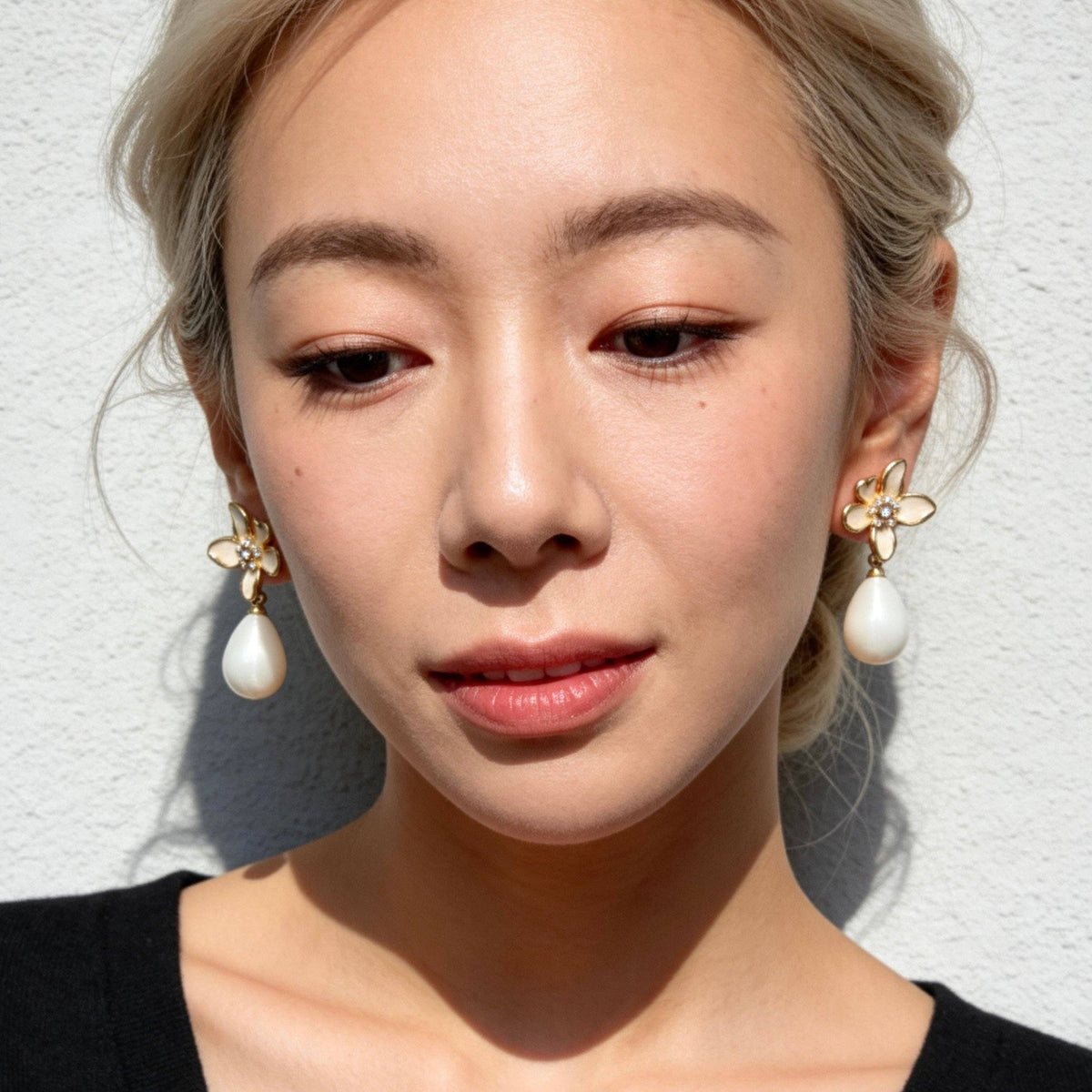 Aurea Jewelry - Floral Pearl Drops