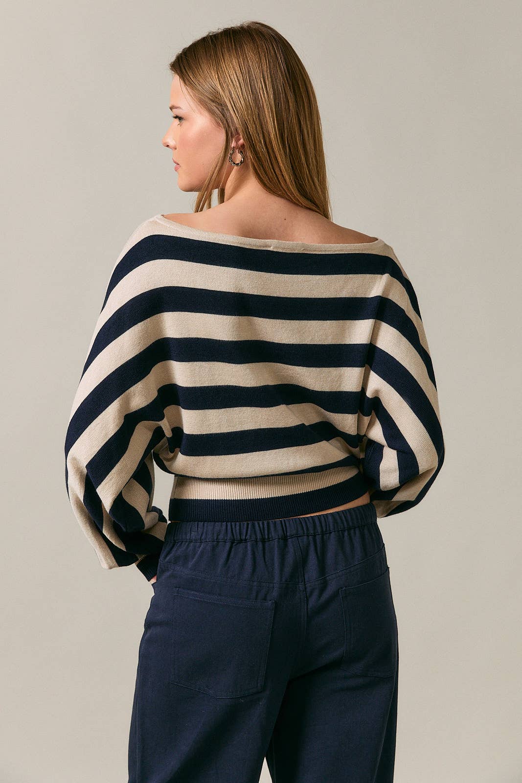 LE LIS - BOAT NECK DOLMAN SLEEVE SWEATER TOP In Navy